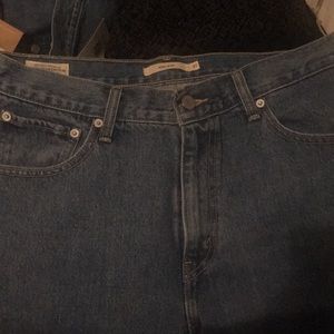 Levi’s mom jean size 31